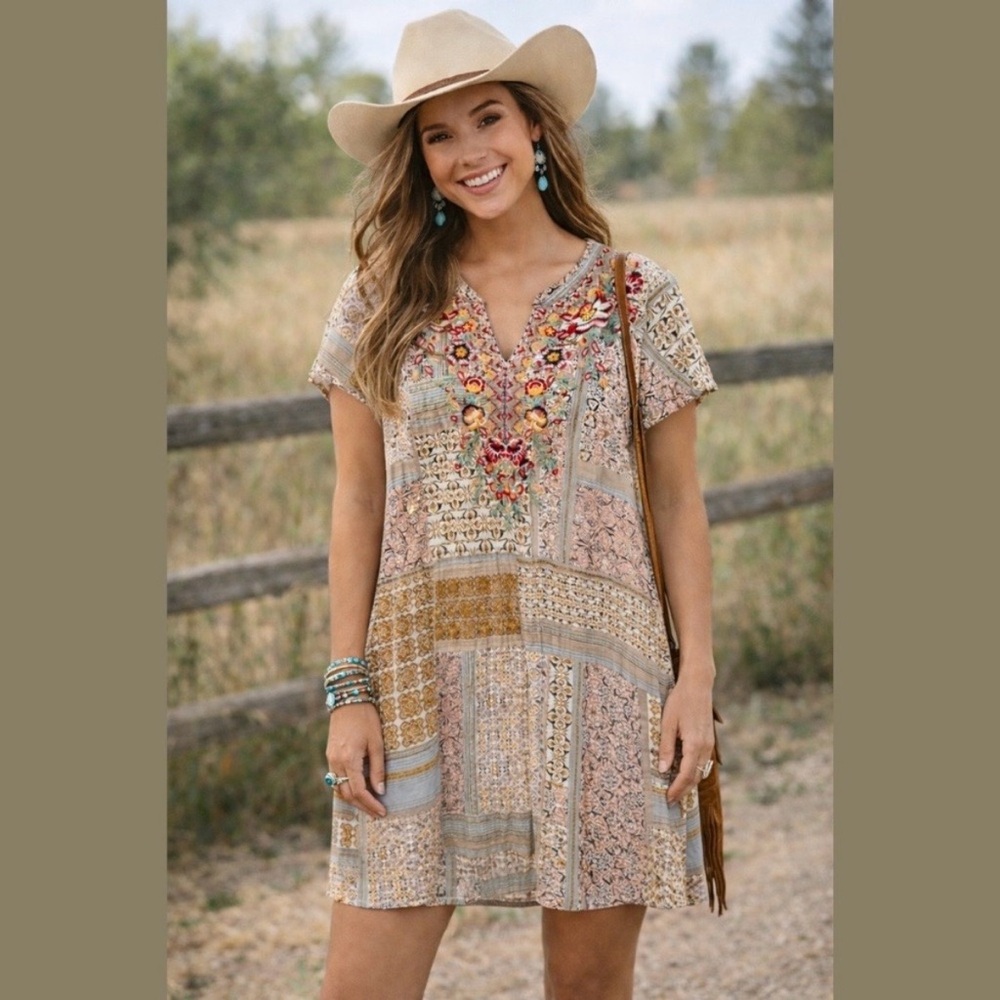 Savanna Jane Boho Embroidered Patchwork Tunic Dress Casual Artsy Size Small
